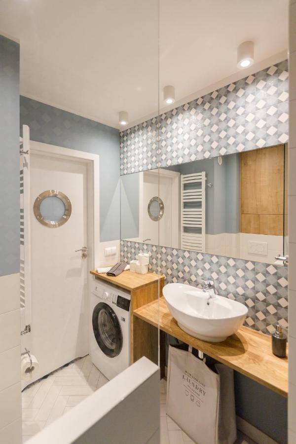 Апартаменты Apartament Downtown Гдыня Экстерьер фото